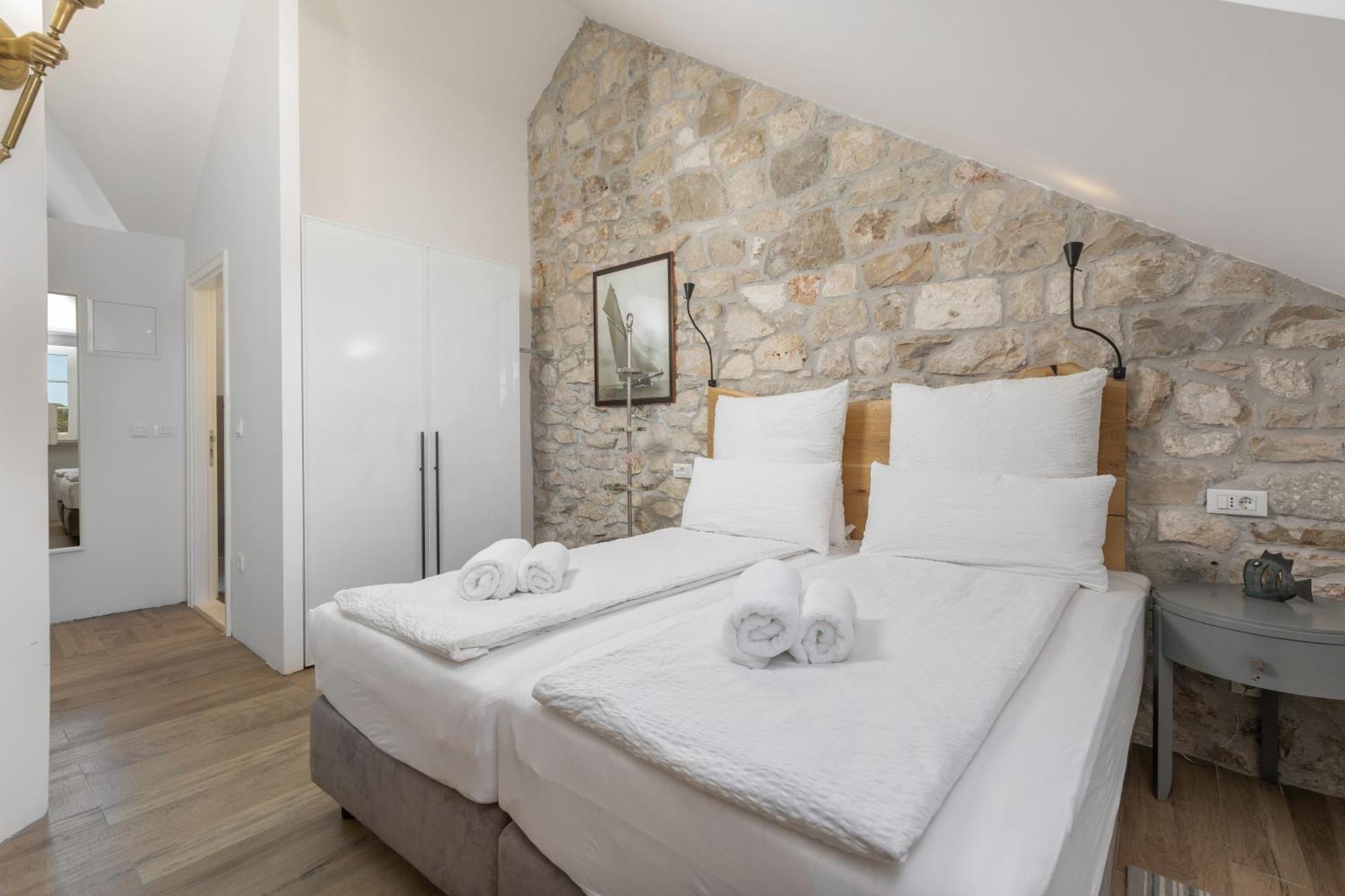New - Casa Columba - 4 Star Design Boutique With Outdoor Pool & Private Garden (adults Only) Makarska