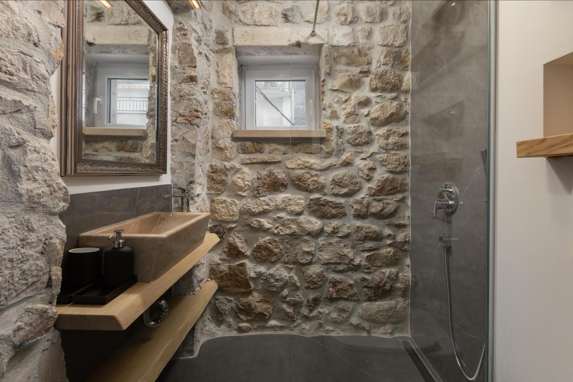 New - Casa Columba - 4 Star Design Boutique With Outdoor Pool & Private Garden (adults Only) Pensiune Makarska